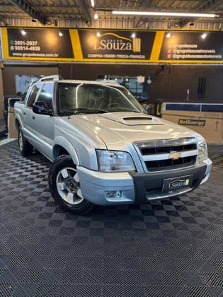 CHEVROLET S10 2.8 EXECUTIVE 4X4 CD 12V TURBO ELECTRONIC INTERCOOLER DIESEL 4P MANUAL